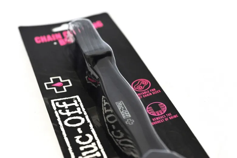 Szczotka do czyszczenia łańcucha Muc-Off Motorcycle Chain Brush